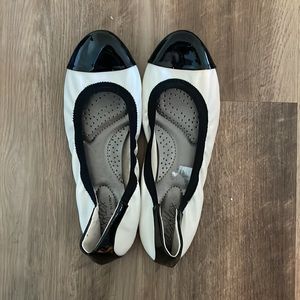 NWOT Black/White Flats